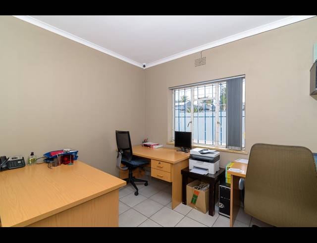 3 BEDROOM HOUSE FOR SALE IN KENSINGTON B